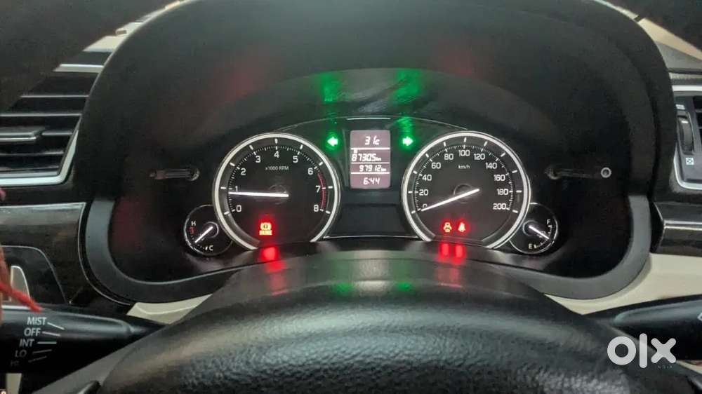 Ciaz 2017 Maruti Suzuki 98000 Km Petrol