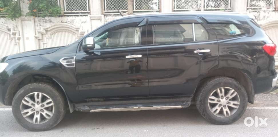 Ford Endeavour 3.2 Titanium At 4x4, 2017, Diesel