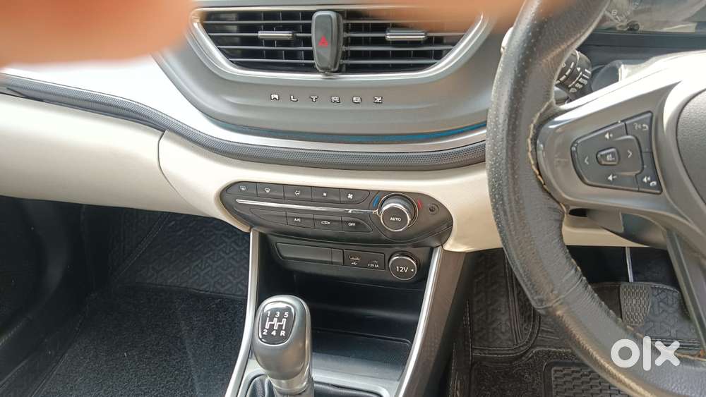Tata Altroz Xz, 2024, Petrol