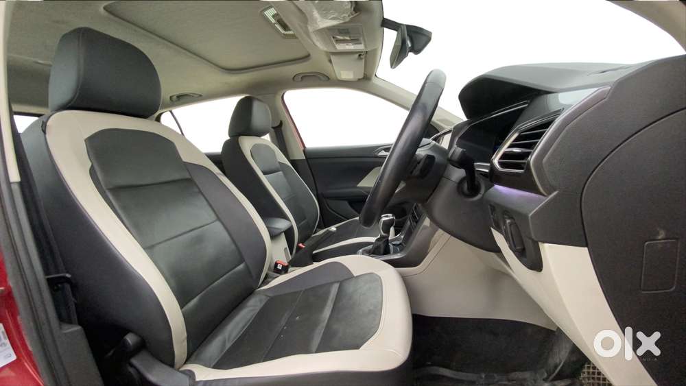 Volkswagen Taigun 1.0 Tsi Topline At, 2022, Petrol