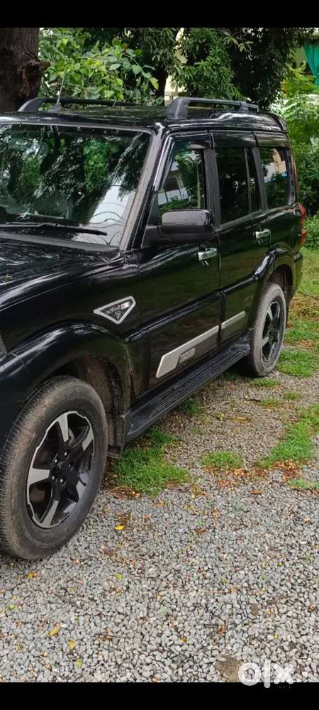 Mahindra Scorpio Classic 2024 Diesel 35000 Km Driven