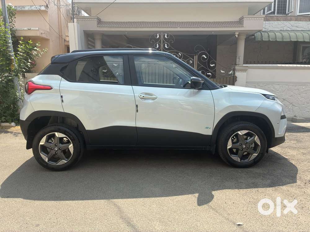 Tata Punch Ev Empowered Plus S Lr Ac Fc, 2025, Electric