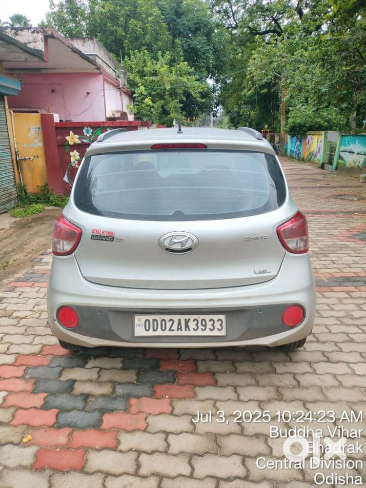2017 Hyundai Grand I10 Petrol Manual 2nd Owner
