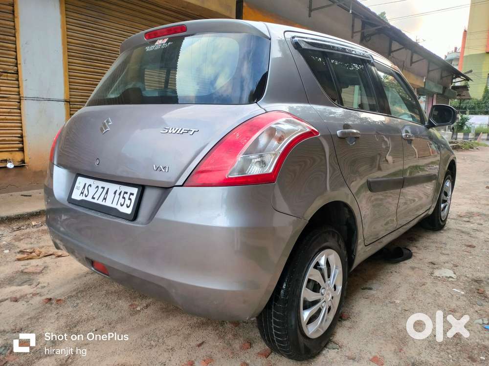 Maruti Suzuki Swift Dzire Vxi Optional, 2014, Petrol