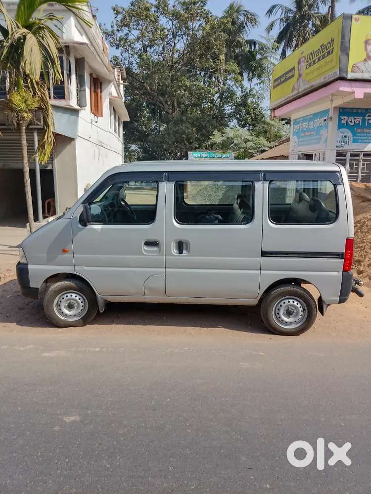 Maruti Suzuki Eeco 2025 Lpg 30000 Km Driven