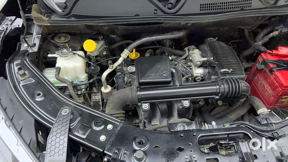 Nissan Magnite 1.0 Xv, 2022, Petrol