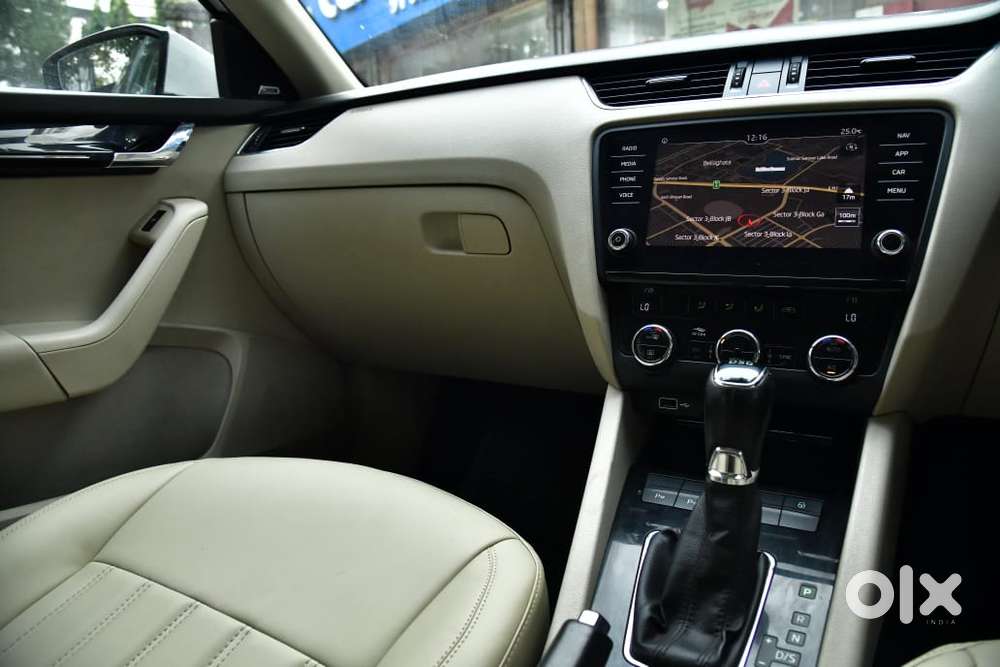 Skoda Octavia 2.0 L K Tsi At, 2019, Petrol