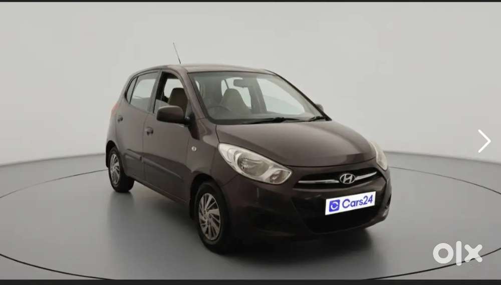 Shining Grey Hyundai I10 2011 Petrol 56000 Km Driven