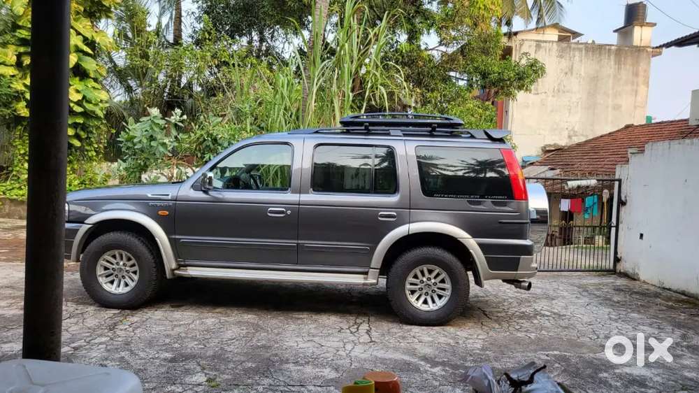 Ford Endeavour Xlt 2004