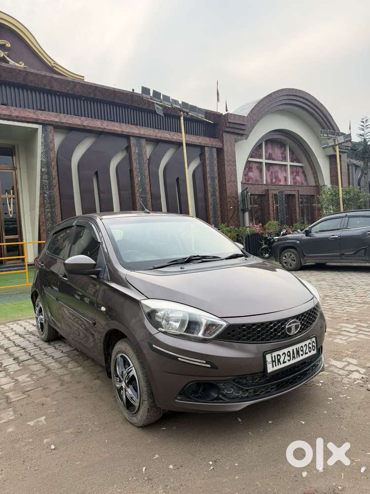 Tata Tiago 1.2 Revotron Xt (o), 2017, Petrol