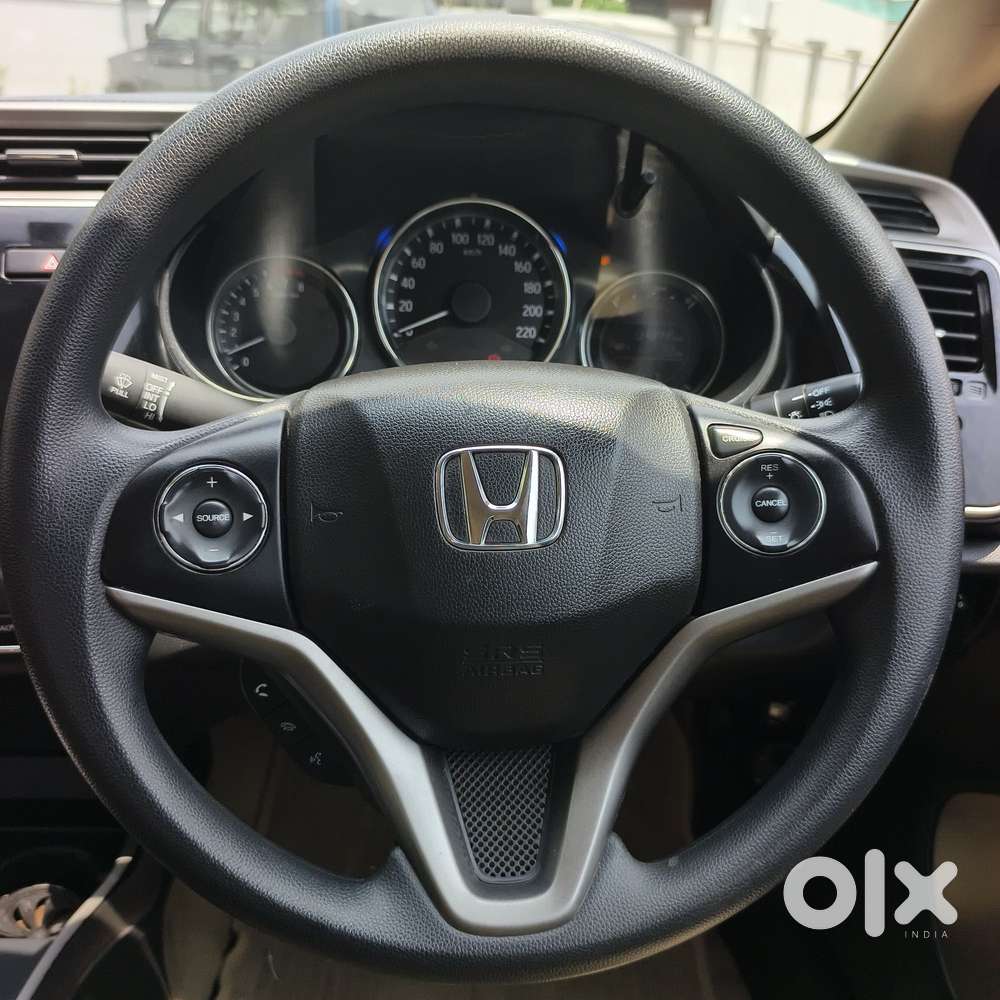 Honda City I-vtec V, 2017, Petrol