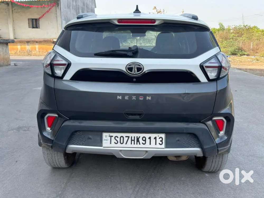 Nexon Xz Plus Sunroof Excellent Condition