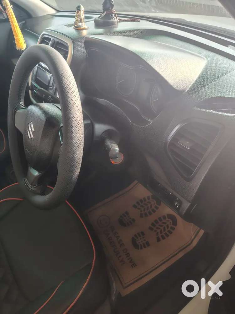 Brezza Lxi Optional 2022 Model 1st Owner 40000km Company Record 2air