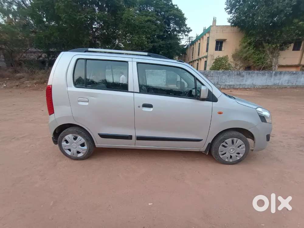 Maruti Suzuki Wagon R 1.0 2015 Petrol Well Maintained