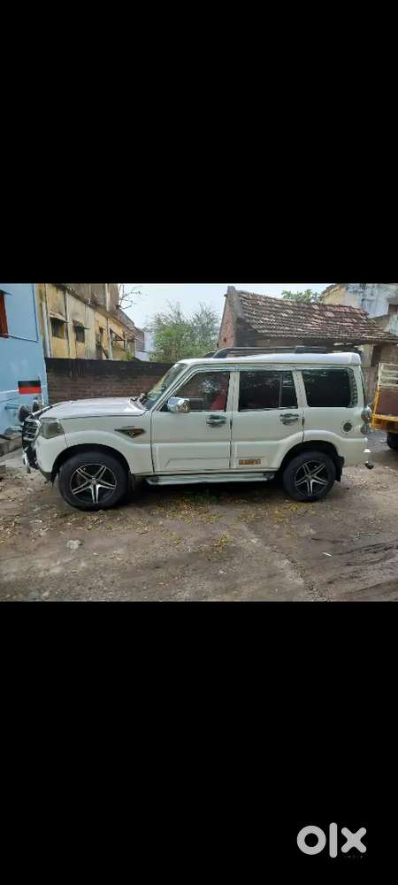 Mahindra Scorpio Classic 2014