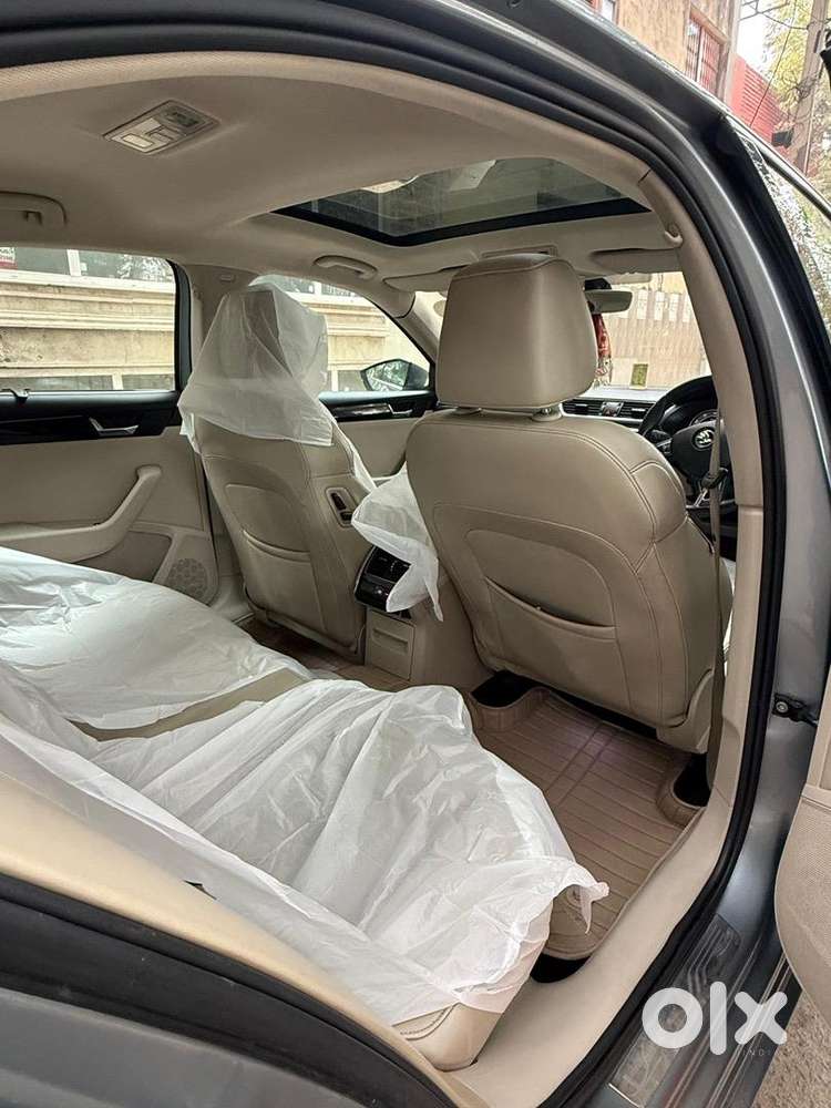Skoda Superb 2016 Petrol Well Maintained