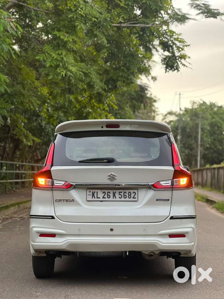 Maruti Suzuki Ertiga Zxi At, 2019, Petrol