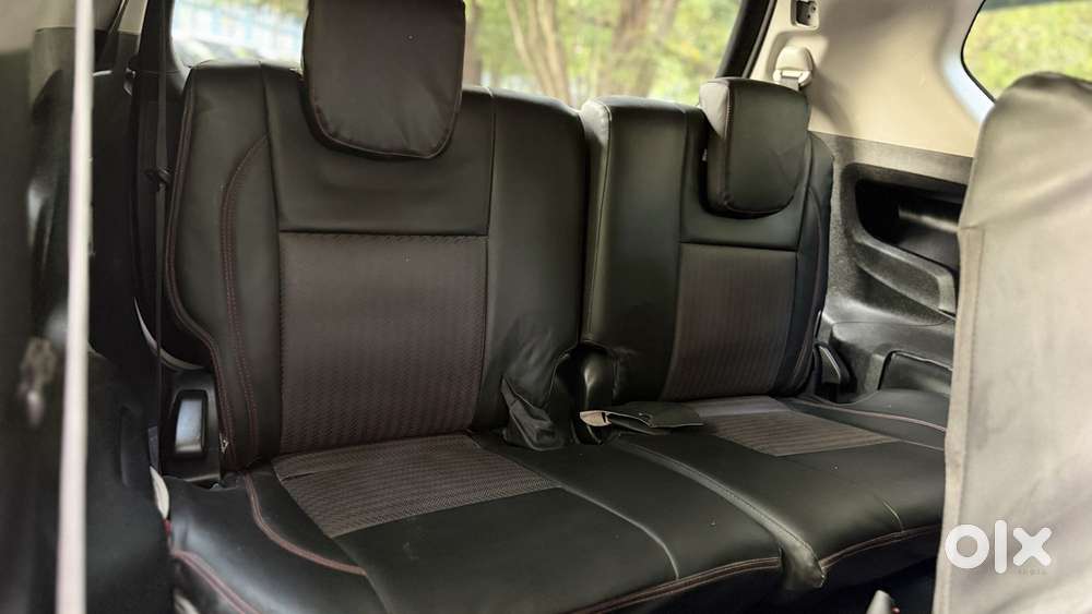 Toyota Innova Crysta [2020-ongoing] 2.4 Gx 8 Str, 2023, Diesel