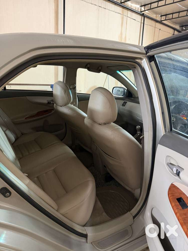 Toyota Corolla Altis G, 2010, Petrol