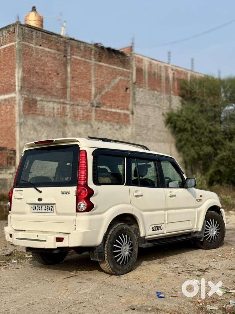 Scorpio Dec 2014  Diesel   1st Owner