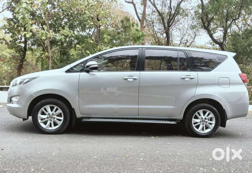 Toyota Innova Crysta 2.8 Gx At, 2016, Diesel