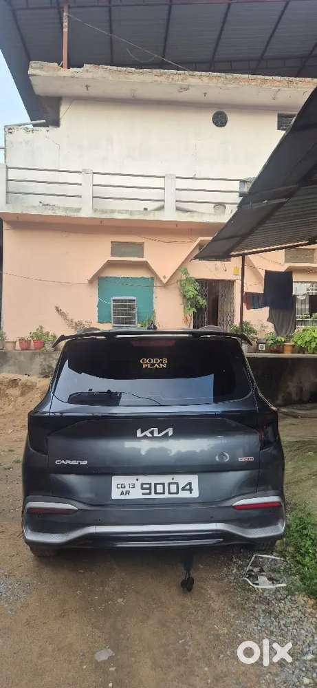 Kia Carens Luxury Petrol 2022