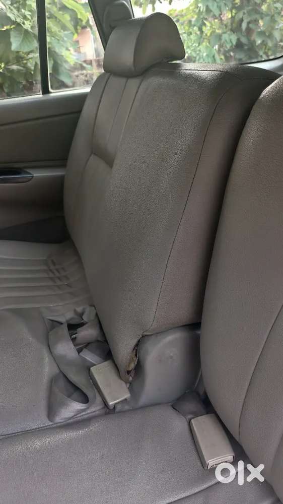Toyota Innova 2010 Diesel 356685 Km Driven