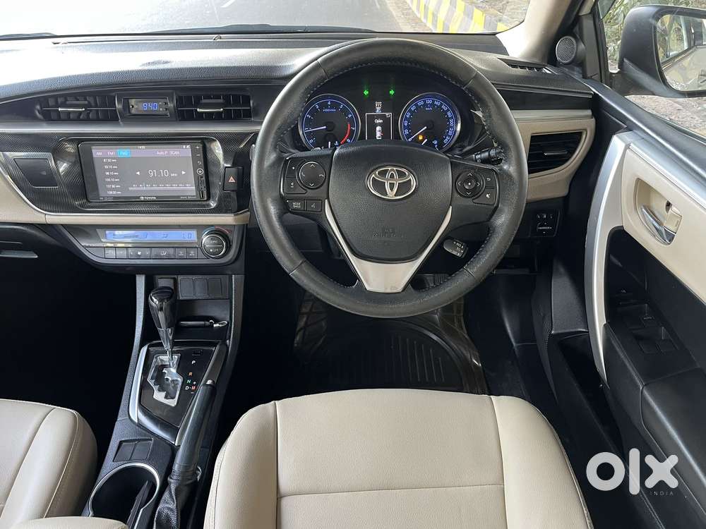 Toyota Corolla Altis 2013-2017 Vl At, 2016, Petrol