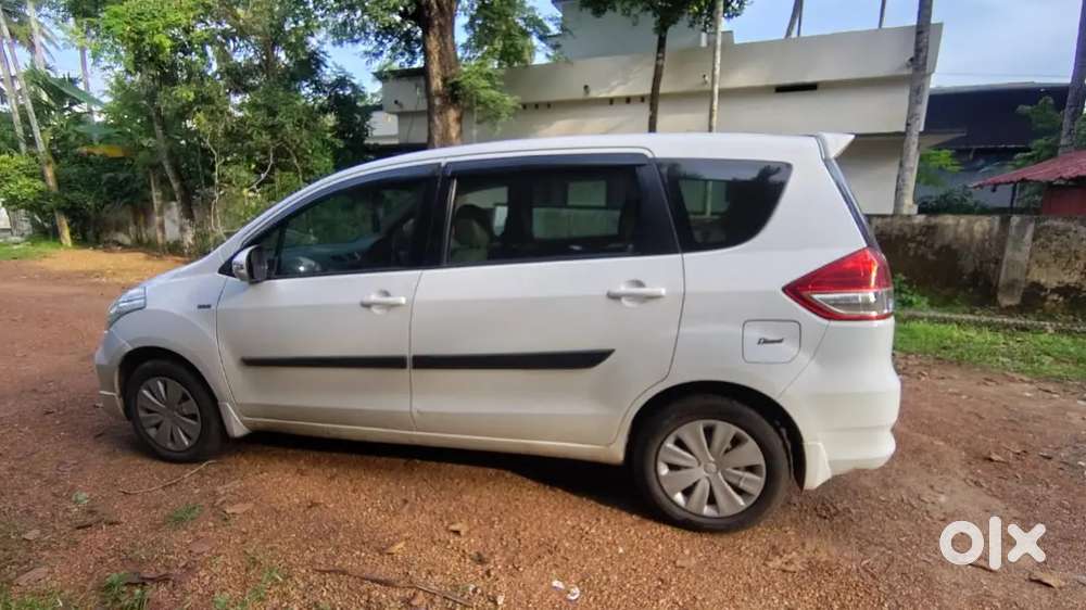 Maruti Suzuki Ertiga 2017