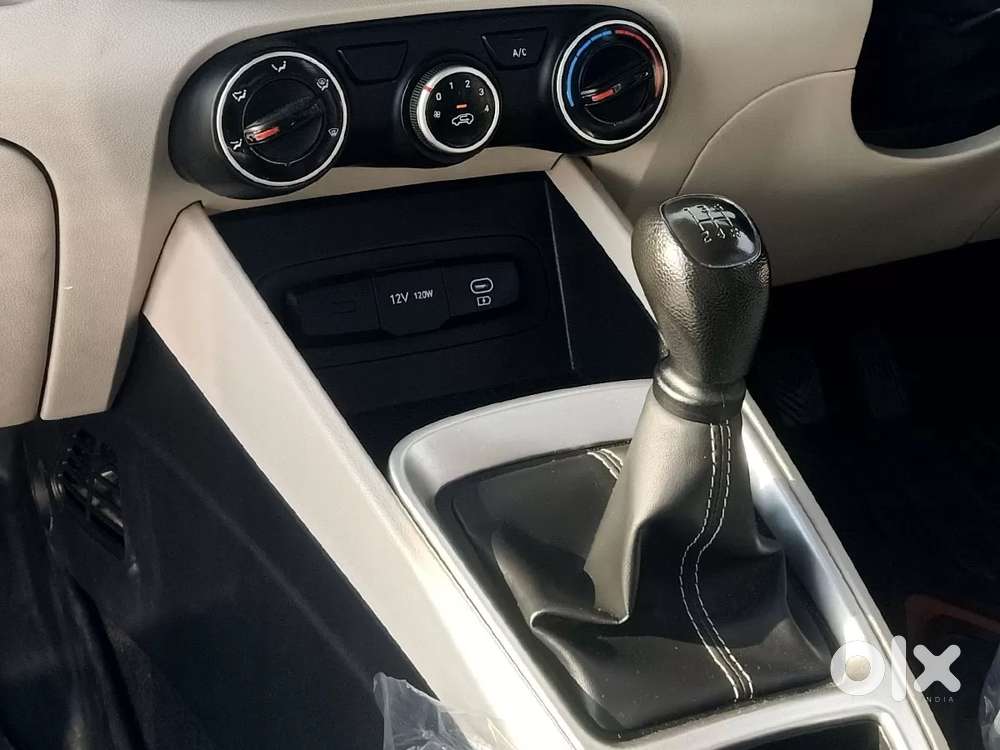 Hyundai Venue E 1.2 Petrol, 2025, Petrol