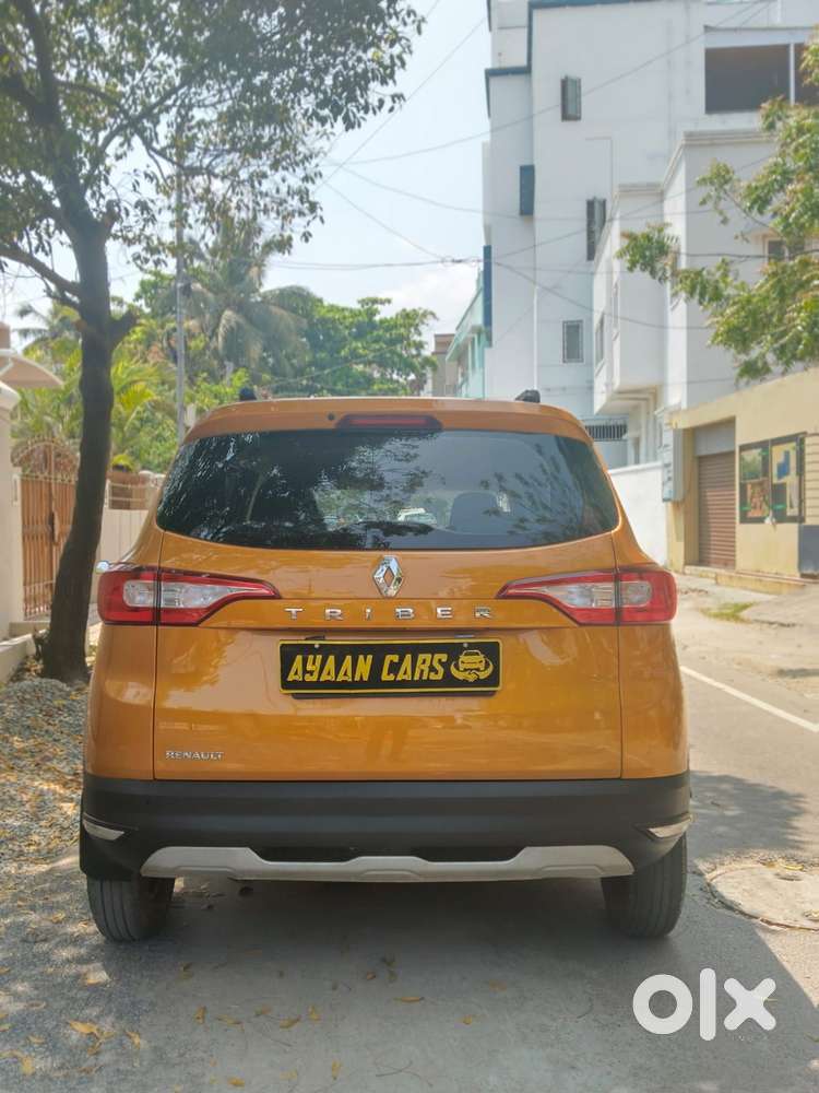 Renault Triber Rxt, 2022, Petrol