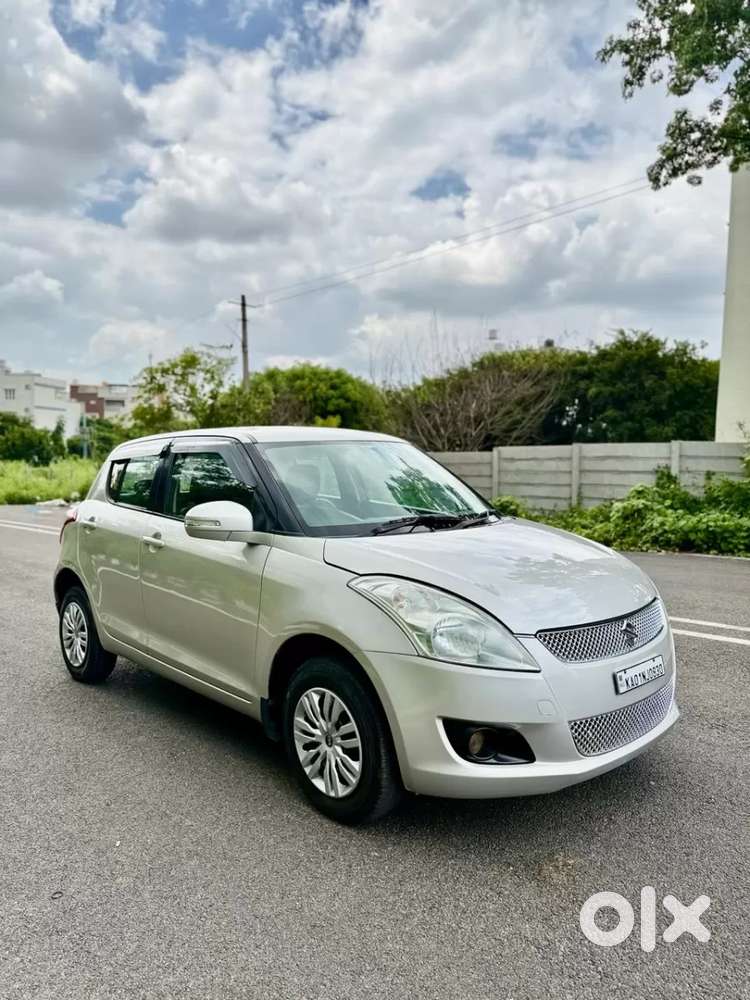 Maruti Suzuki Swift Vxi, 2011, Petrol