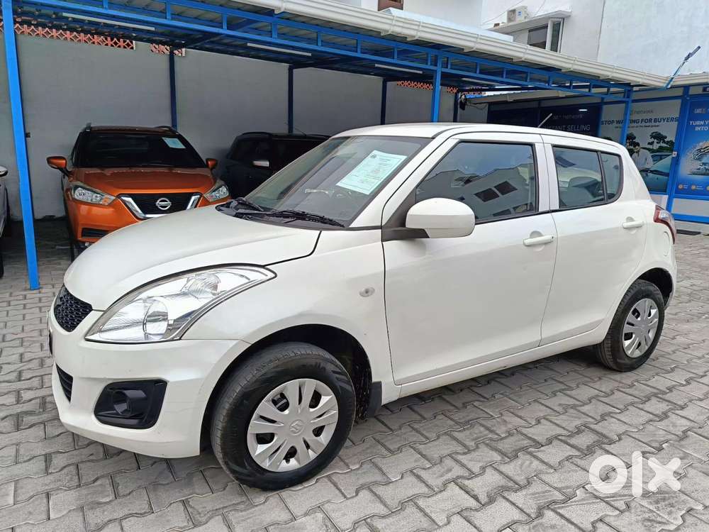 Maruti Suzuki Swift Lxi, 2015, Petrol