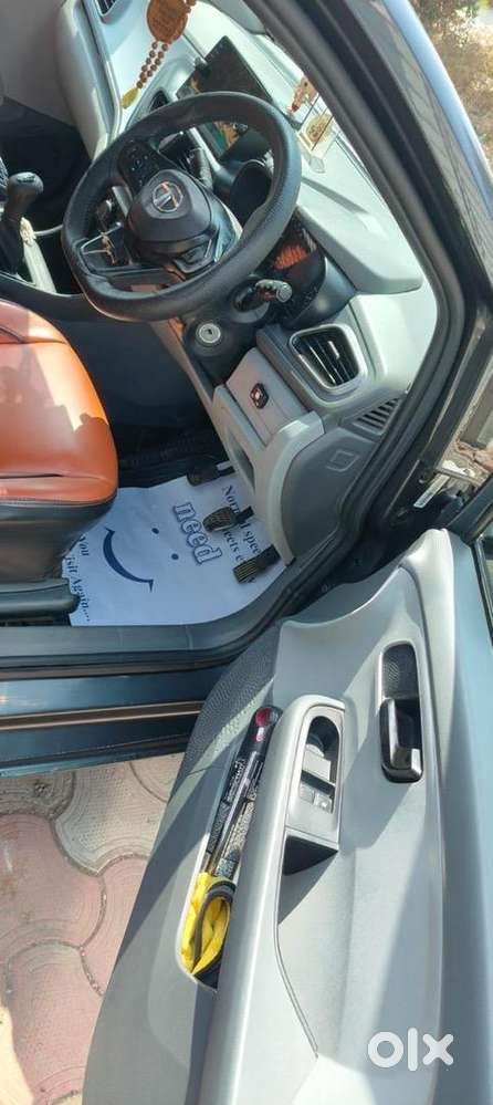 Tata Altroz Cng & Hybrids Well Maintained