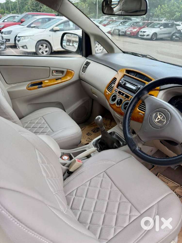 Toyota Innova, 2009, Diesel