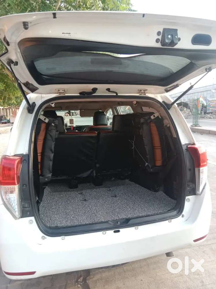 Toyota Innova Crysta 2018