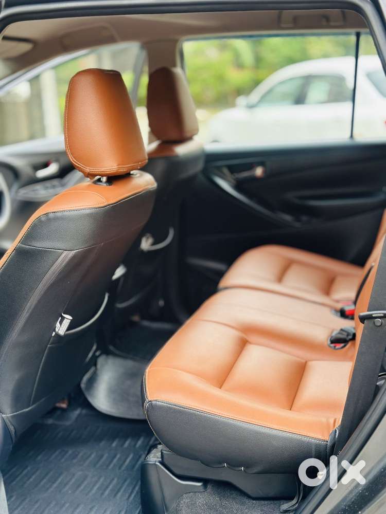 Toyota Innova Crysta 2.8 Gx At 8s, 2017, Diesel