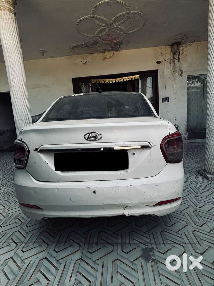 Hyundai Xcent Petrol 2016 Yellow Plate