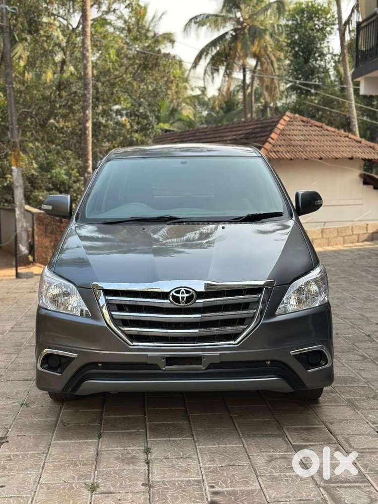 Innova  2011 V