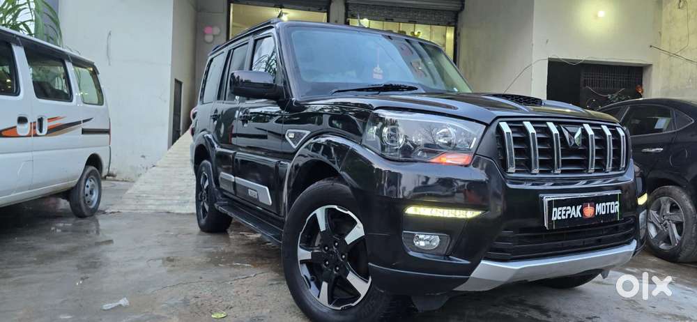 Mahindra Scorpio Classic 2.2 S 11 Mt 7 Cc, 2023, Diesel