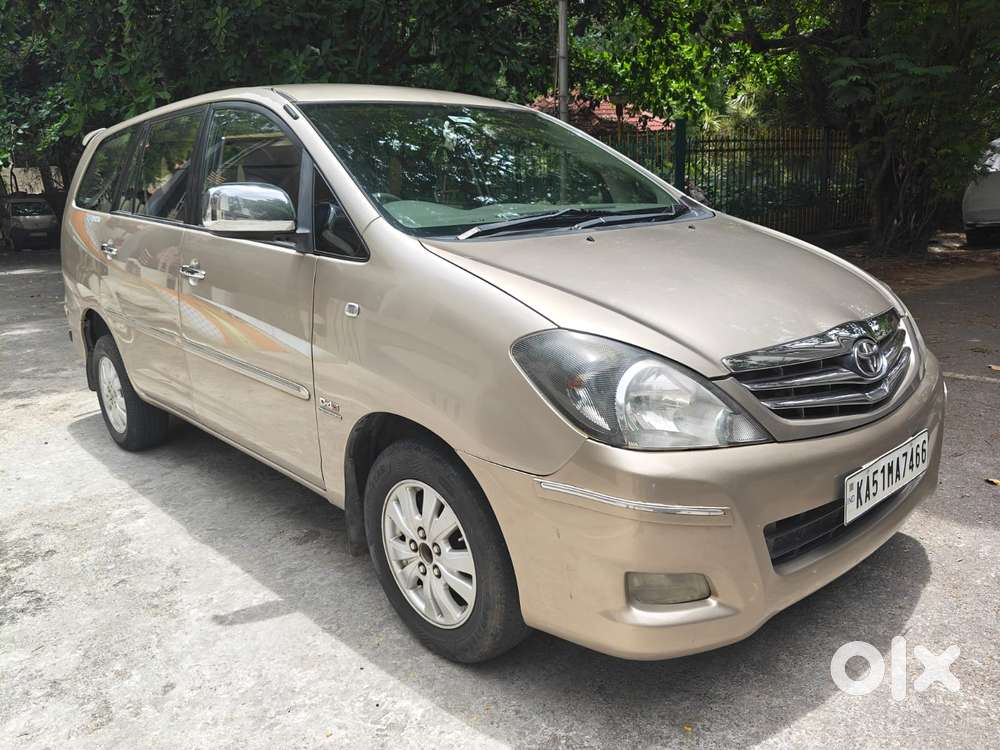 Toyota Innova 2.0 Vx 8 Str, 2010, Diesel