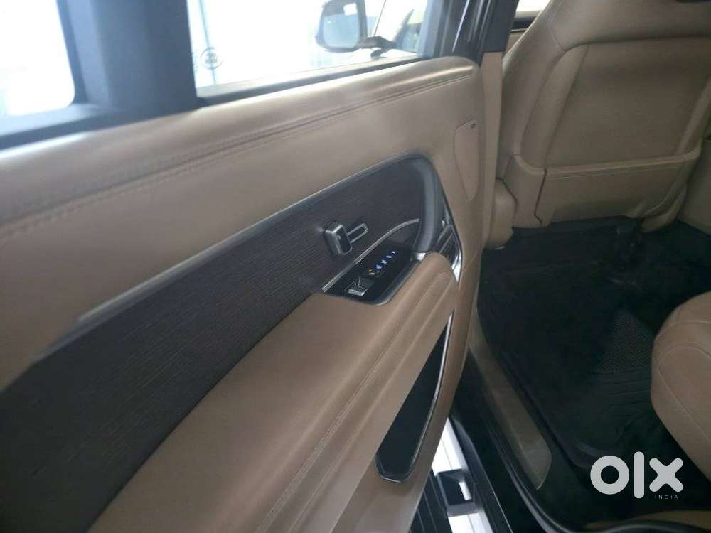 Land Rover Range Hse Lwb 3.0 Petrol, 2023, Petrol