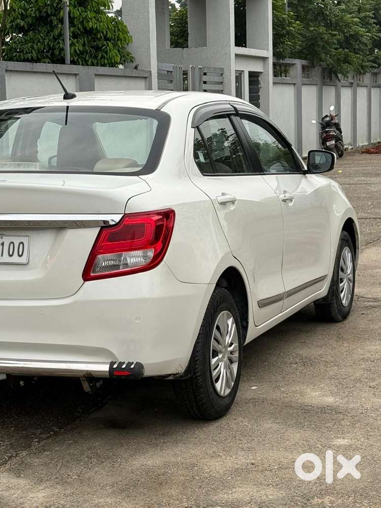 Maruti Suzuki Swift Vxi, 2022, Petrol