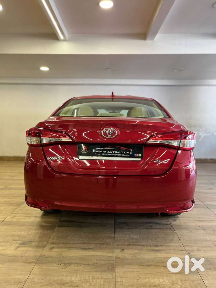 Toyota Yaris J Cvt, 2019, Petrol