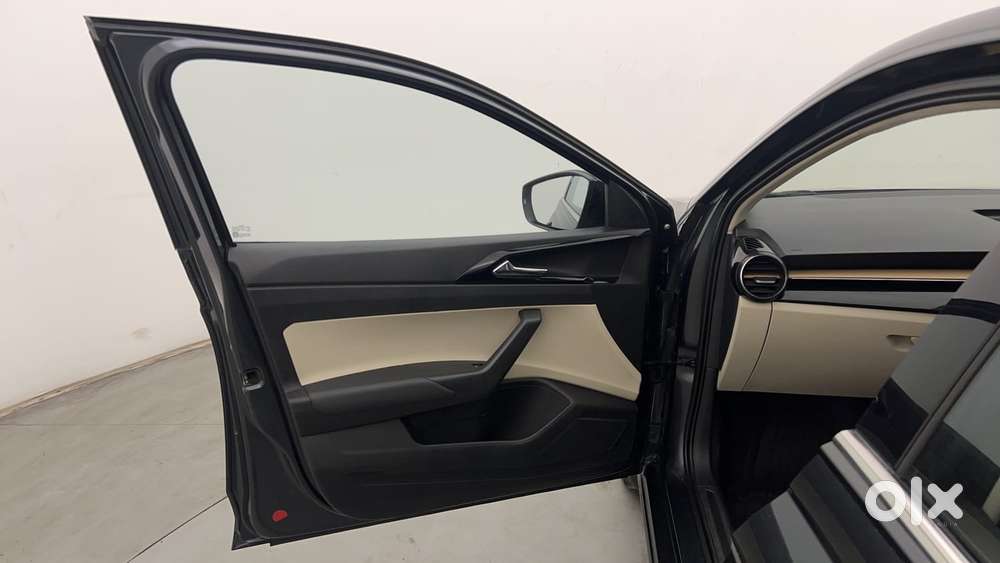 Skoda Slavia Style 1.5l Tsi Dsg, 2022, Petrol