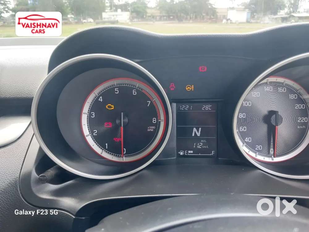 Maruti Suzuki Swift Amt Vxi, 2020, Petrol