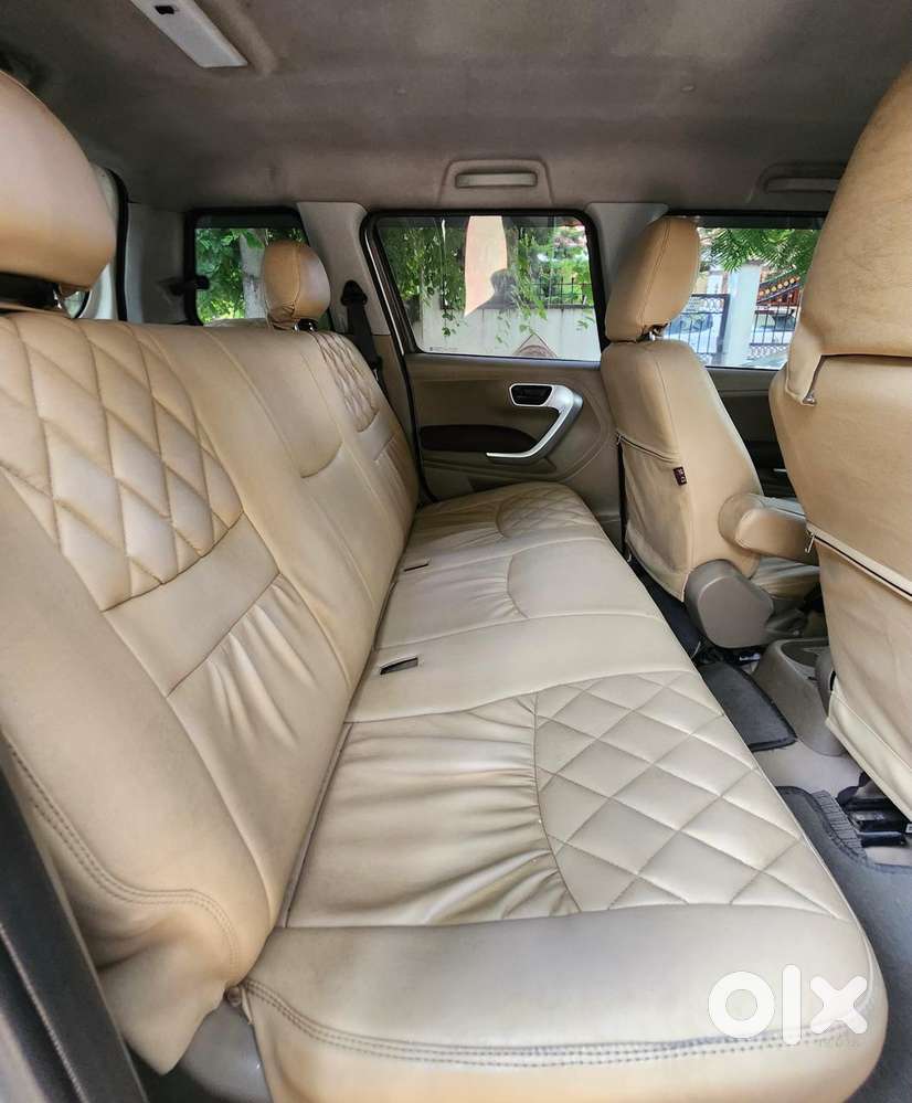 Mahindra Tuv 300 Mhawk100 T8, 2018, Diesel