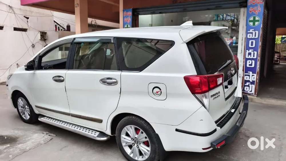 Toyota Innova Crysta