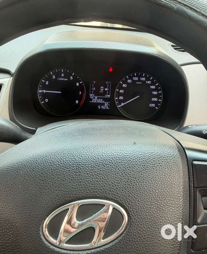 Hyundai Creta Petrol Manual 2016-2017