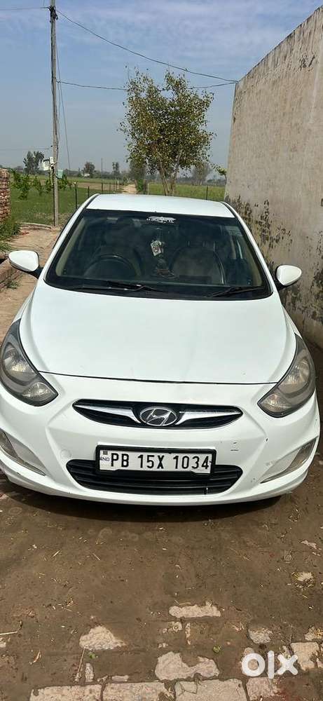 Hyundai Fluidic Verna 2012 Diesel 120000 Km Driven